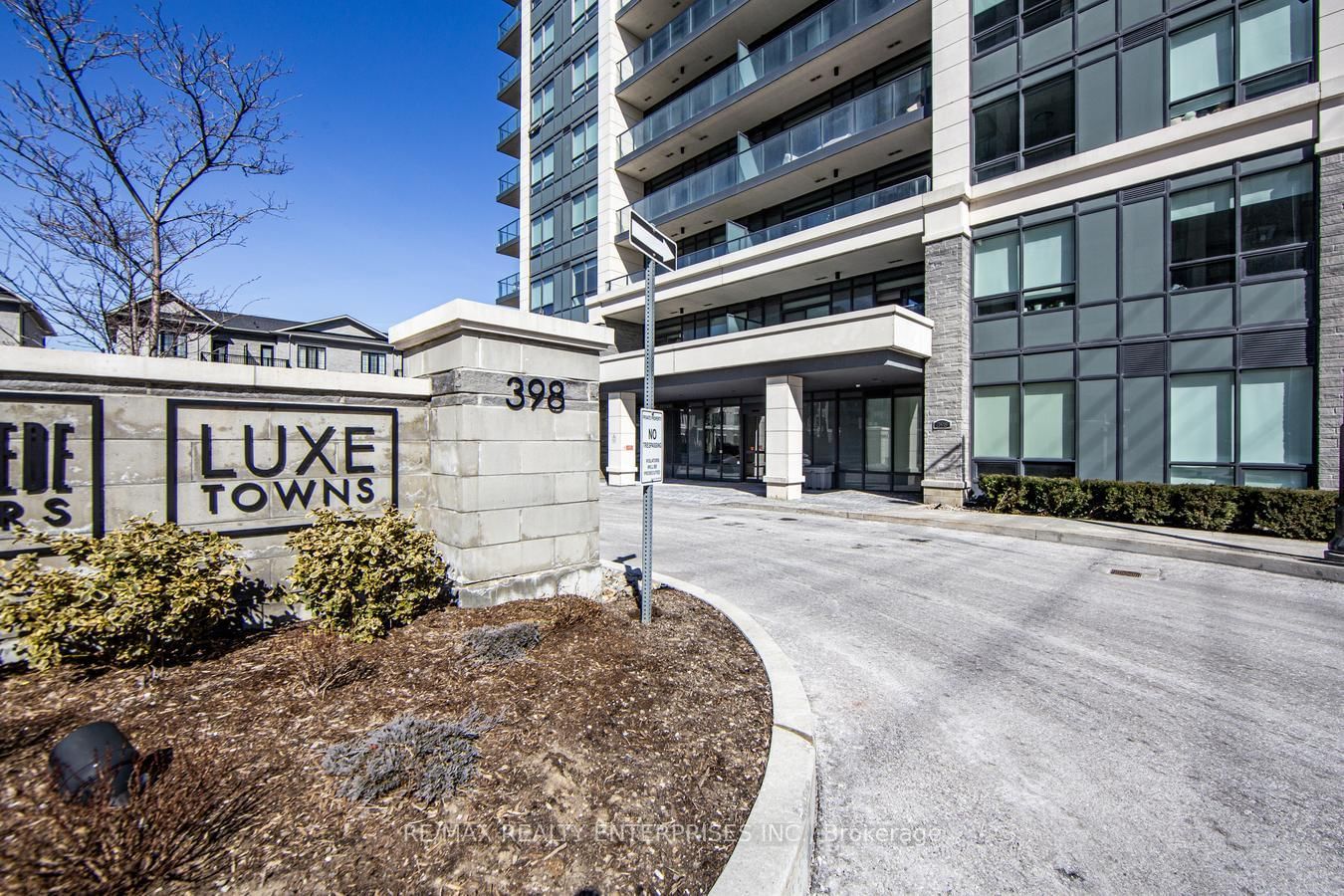 Condo for sale at 1115-398 Highway 7 N/A, Richmond Hill, Doncrest, L4B 0G6 - MLS: N12165589