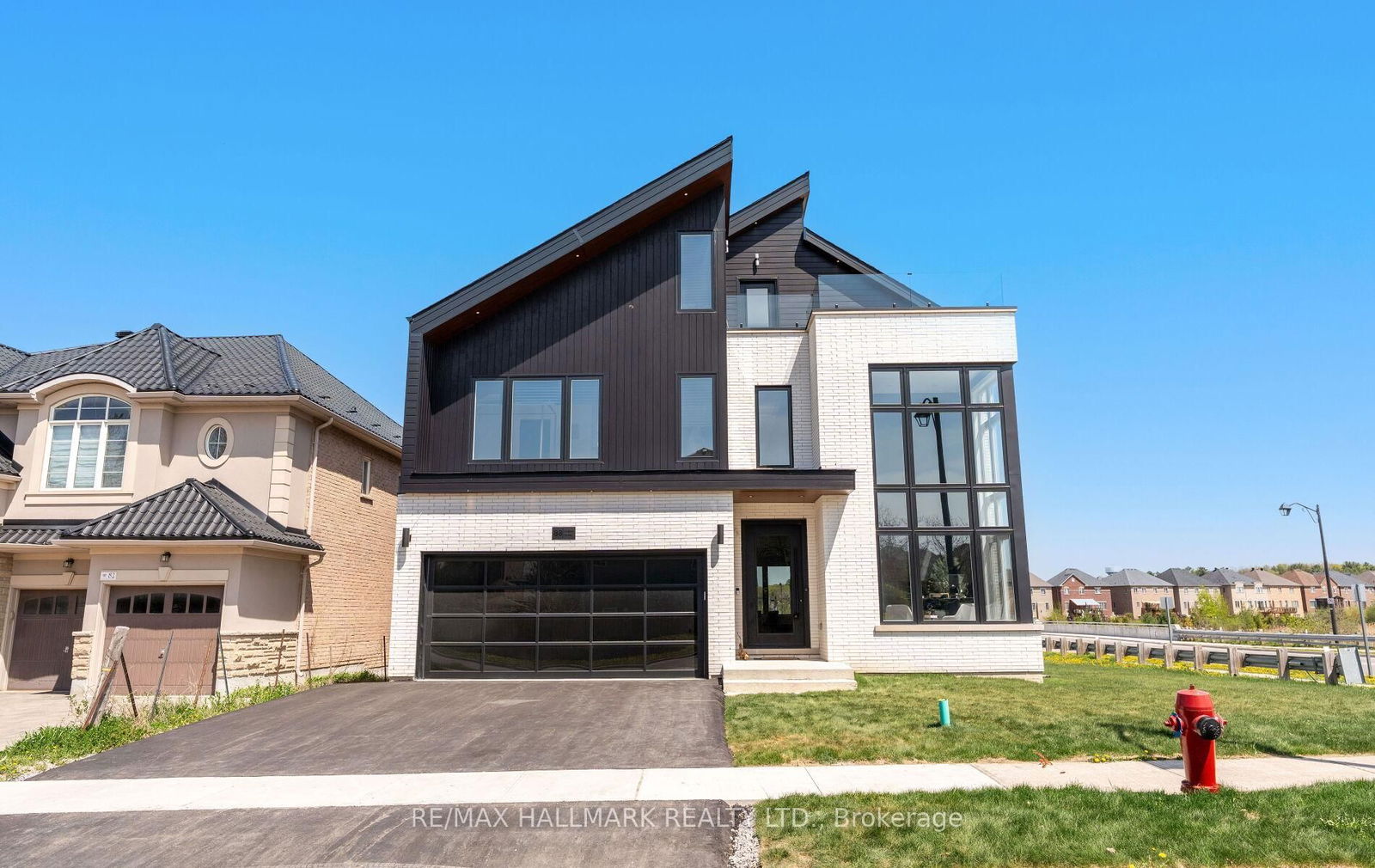 Detached House for sale at 88 Cosford Street, Aurora, Bayview Northeast, L4G 0G6 - MLS: N12165631