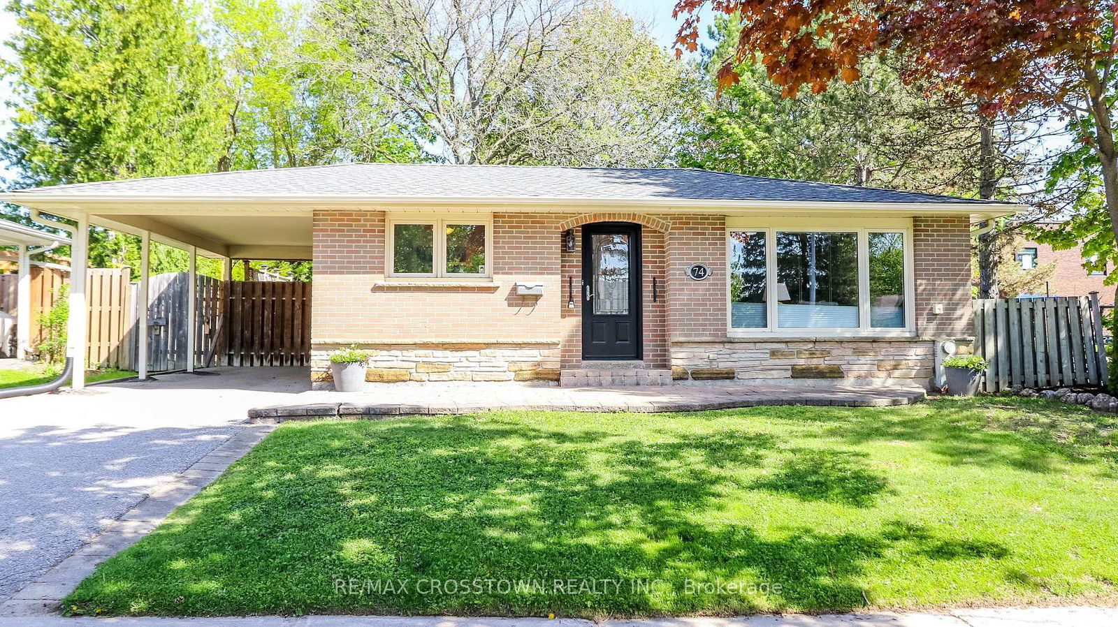 Detached House for sale at 74 Devins Drive, Aurora, Aurora Heights, L4G 2Z4 - MLS: N12165680