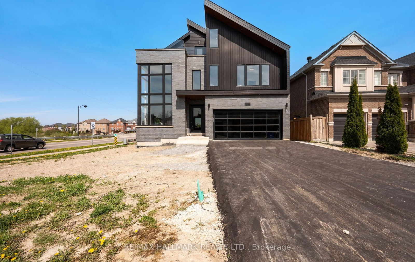 Detached House for sale at 119 Pointon Street, Aurora, Bayview Northeast, L4G 0G6 - MLS: N12165706