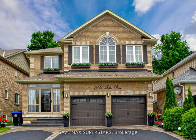 1246 LESLIE Drive