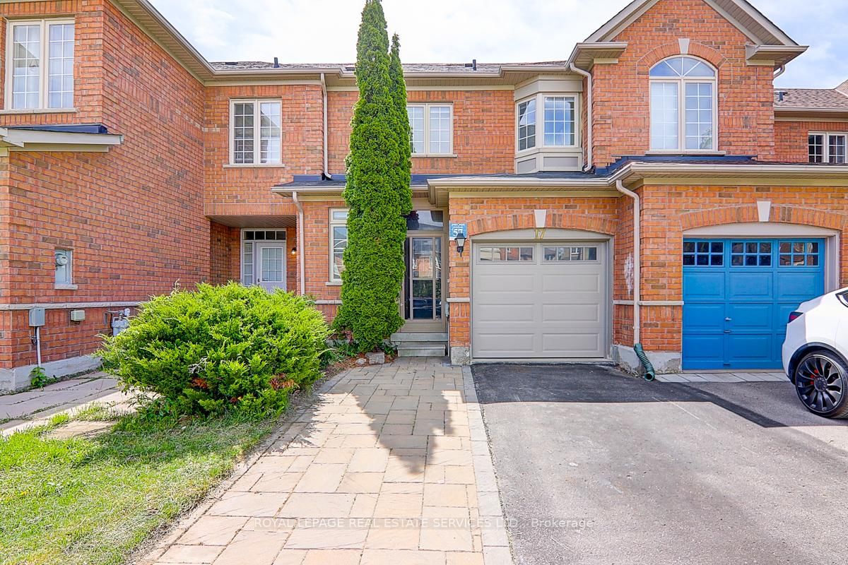 Townhouse for sale at 17 Venture Avenue, Richmond Hill, Rouge Woods, L4S 2P2 - MLS: N12166071