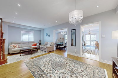 805 Stonehaven Ave, Newmarket - Stonehaven-Wyndham image-0-3