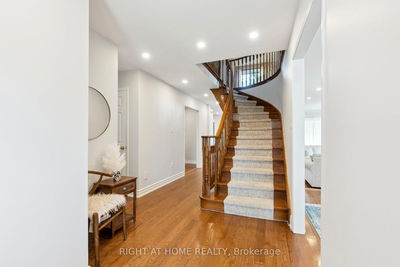 6665 Main St, Whitchurch-Stouffville - Stouffville image-0-1