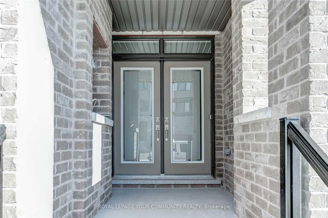104 Glenngarry Crescent