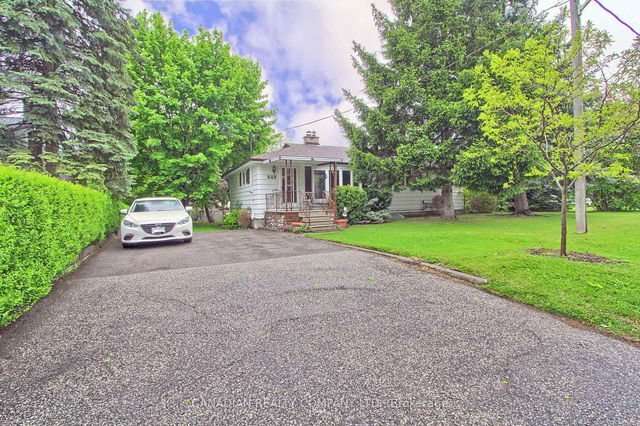 649 Queen's Crescent