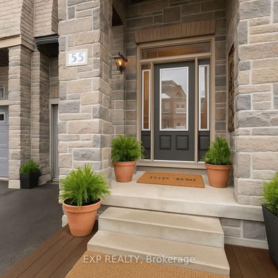 55 Walter Proctor Rd, East Gwillimbury - Sharon image-0-4