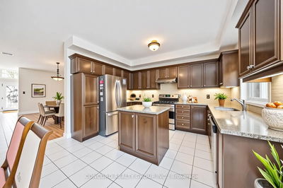 31 Burnhaven Ave, Vaughan - Maple image-0-4