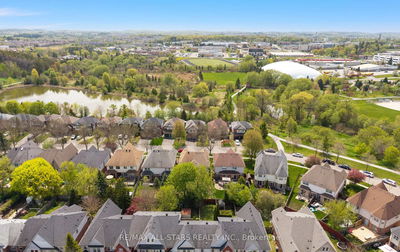 58 Woodroof Cres, Aurora - Bayview Wellington image-0-2