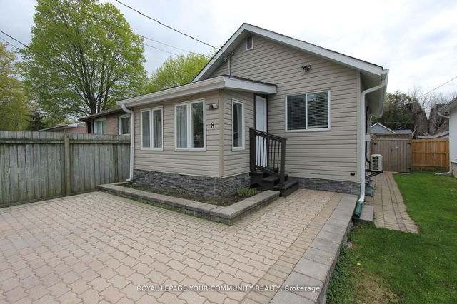 8 Hardwood Drive