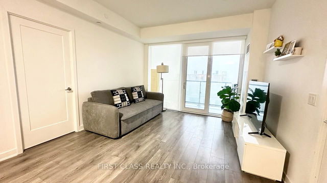 1406 - 105 Oneida Crescent