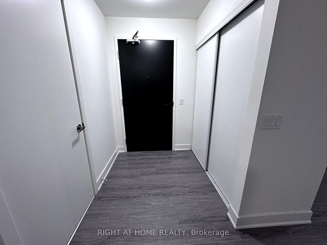 422 - 185 Deerfield Road