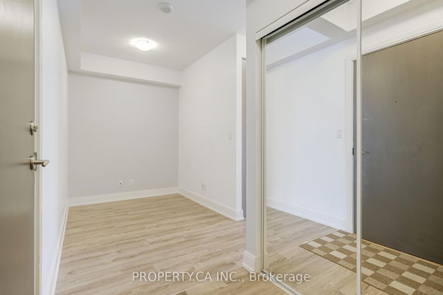 305B - 9600 Yonge Street