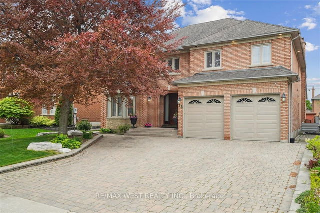 15 Brownlee Avenue