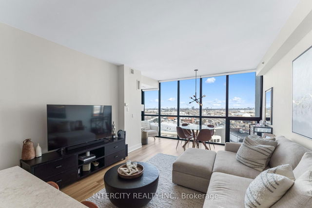 810 - 2900 Highway 7 N/A