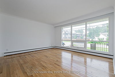 130 Palmer Ave, Richmond Hill - Harding image-0-2