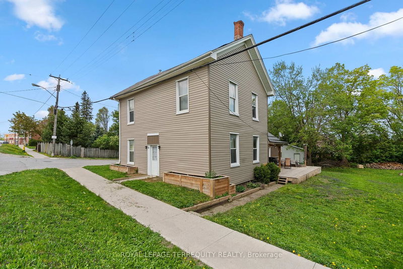 21 Albert St, Brock - Sunderland image-0-0