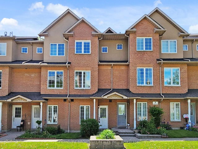 3A - 8 St Moritz Way