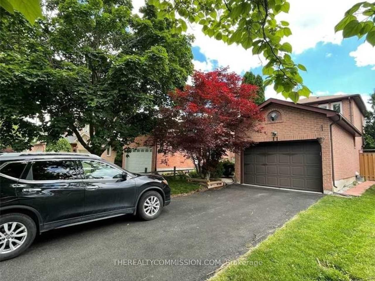 Detached House for lease at 11 Leora Court, Richmond Hill, North Richvale, L4C 7N6 - MLS: N12169935