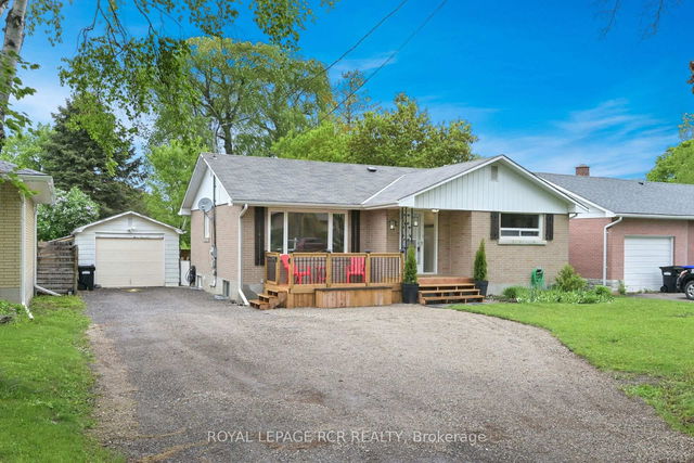 12 Maple Avenue