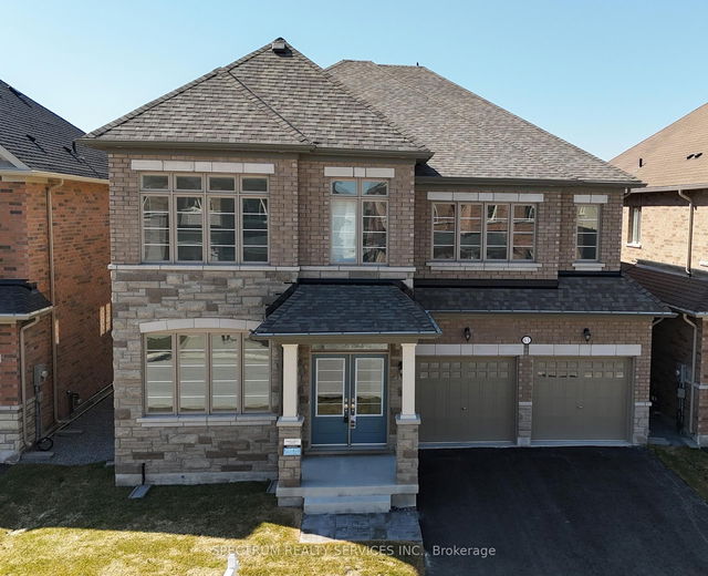 61 Bud Leggett Crescent