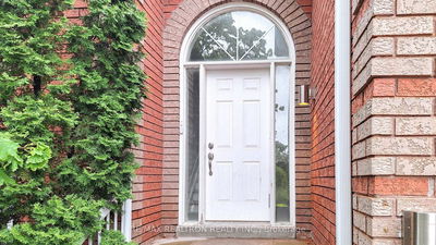 112 Fletcher St, Bradford West Gwillimbury - Bradford image-0-2