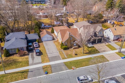 54 Lloyd St, Whitchurch-Stouffville - Stouffville image-0-2