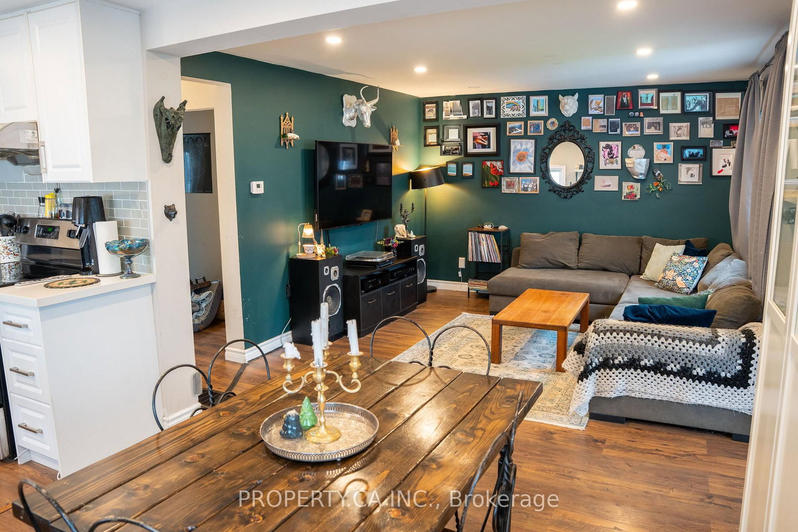 Listing Image 7