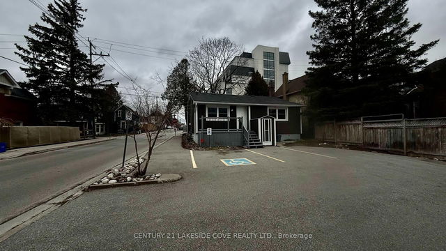 15 Tyler Street