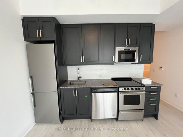 1309W - 10 Gatineau Drive