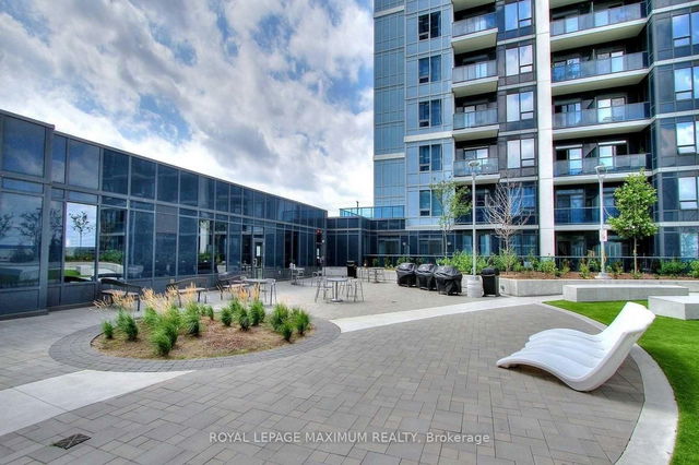 304 - 3700 Highway 7 Road
