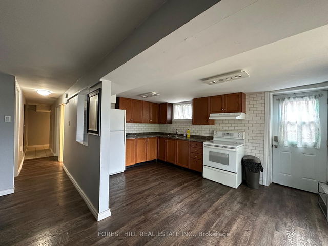Lower - 354 Britannia Avenue