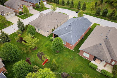 216 Babes Way, Whitchurch-Stouffville - Ballantrae image-0-2
