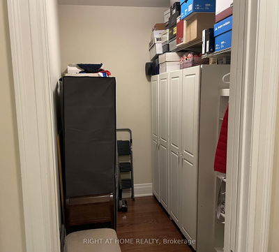 Unit 123 — 80 Burns Blvd, King - King City image-0-4
