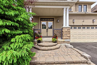 16 James Ratcliff Ave, Whitchurch-Stouffville - Stouffville image-0-1