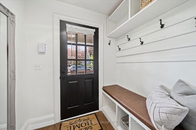 6499 Main St, Whitchurch-Stouffville - Stouffville image-0-3
