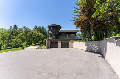 290 Kingscross Dr, King - King City image-0-2