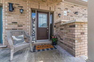 31 Arnold Cres, New Tecumseth - Alliston image-0-4
