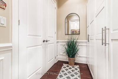Unit 428 — 80 Burns Blvd, King - King City