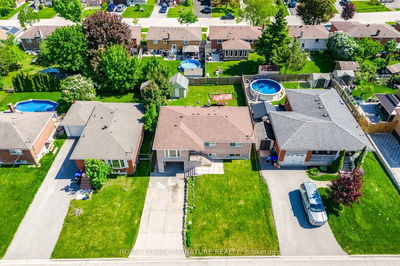 122 Luxury Ave, Bradford West Gwillimbury - Bradford image-0-2