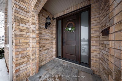 10 Farmcrest Crt, King - Nobleton image-0-3