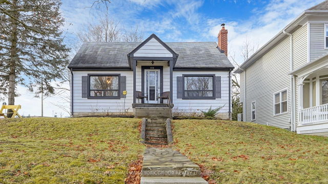 122 Gurnett Street