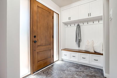 21 Cemetery Lane, Whitchurch-Stouffville - Stouffville image-0-2