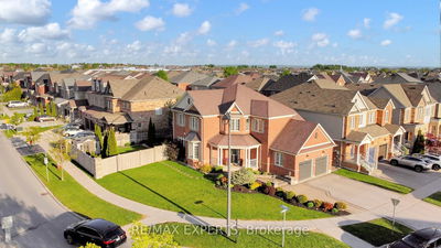 215 Summerlyn Tr, Bradford West Gwillimbury - Bradford image-0-1
