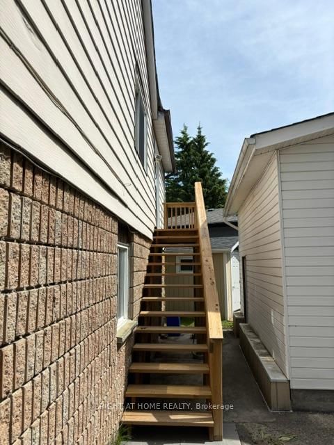 2 - 611 Lake Dr S, Georgina, L4P 1T4 | Image 2