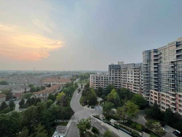 1251 - 23 Cox Boulevard