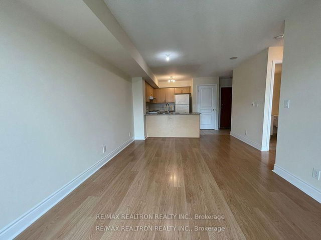 1011 - 75 South Town Centre Boulevard