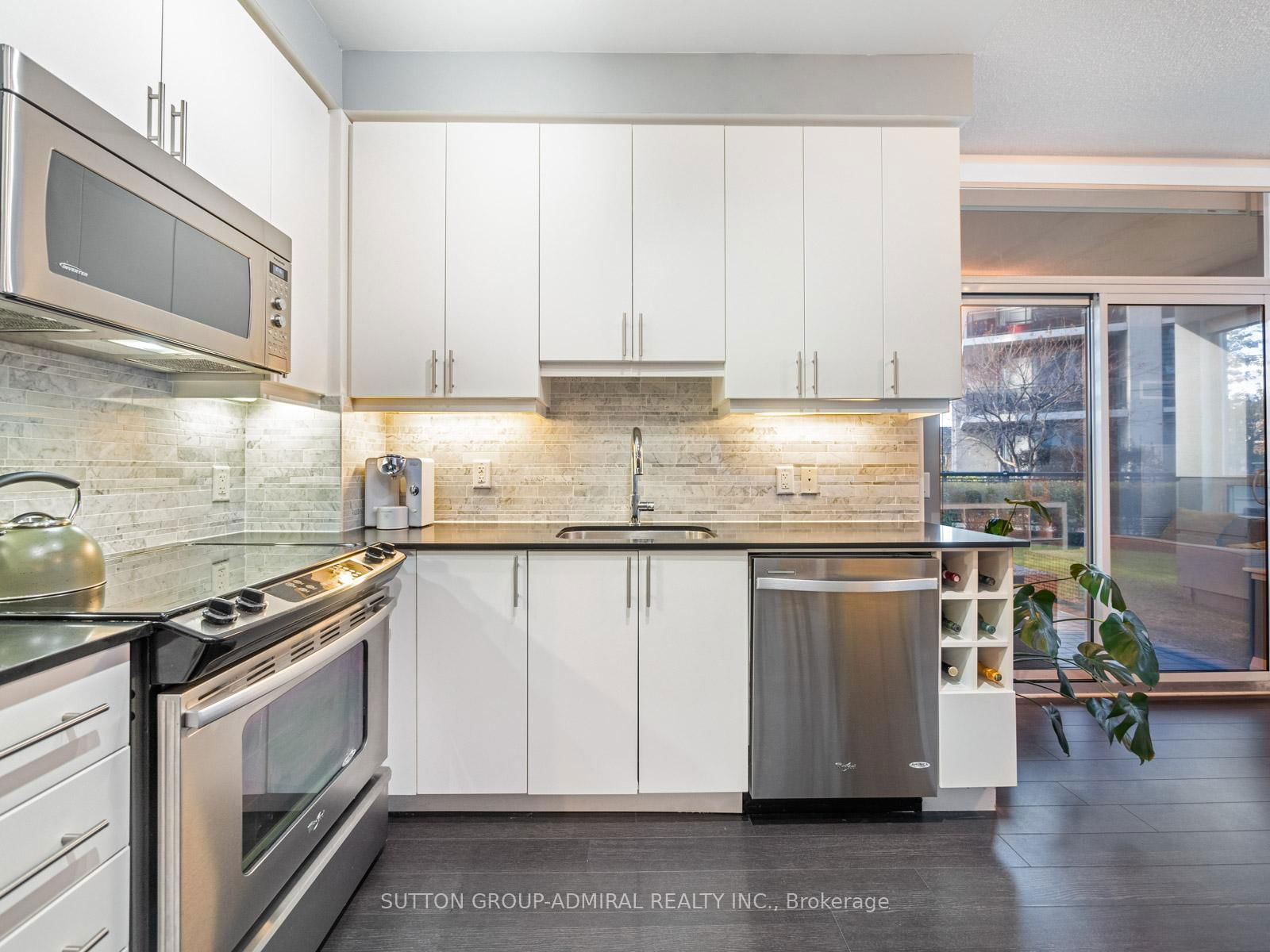 Condo for sale at 114-85 North Park Road, Vaughan, Beverley Glen, L4J 0H9 - MLS: N12176872