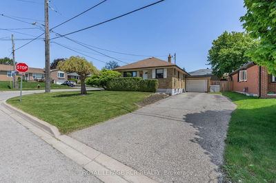 99 Thornton Ave, Bradford West Gwillimbury - Bradford image-0-1