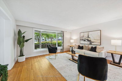 150 Orchard Heights Blvd, Aurora - Hills of St Andrew image-0-2
